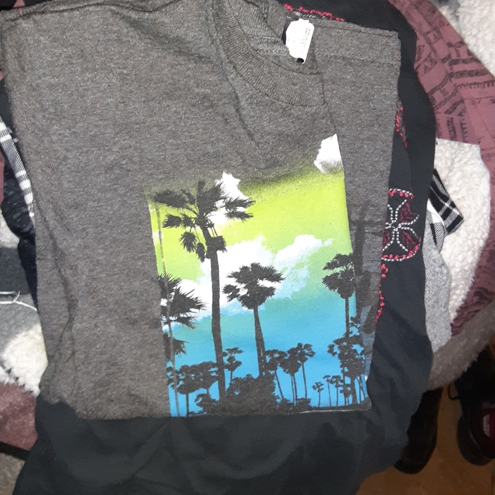 Clothing bundle - Picture 7 of 16